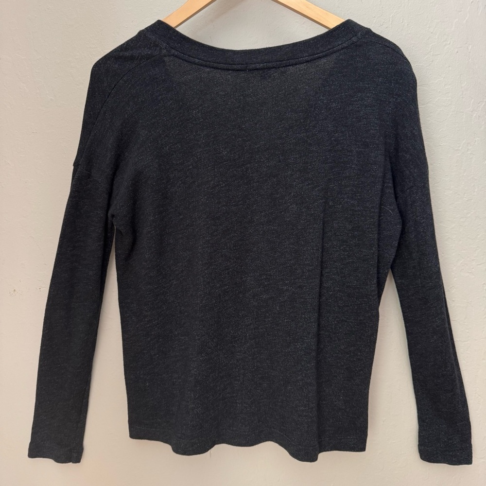 JAMES PERSE Long Sleeve V-Neck Top Black Knit Size 2/Medium - Picture 5 of 12